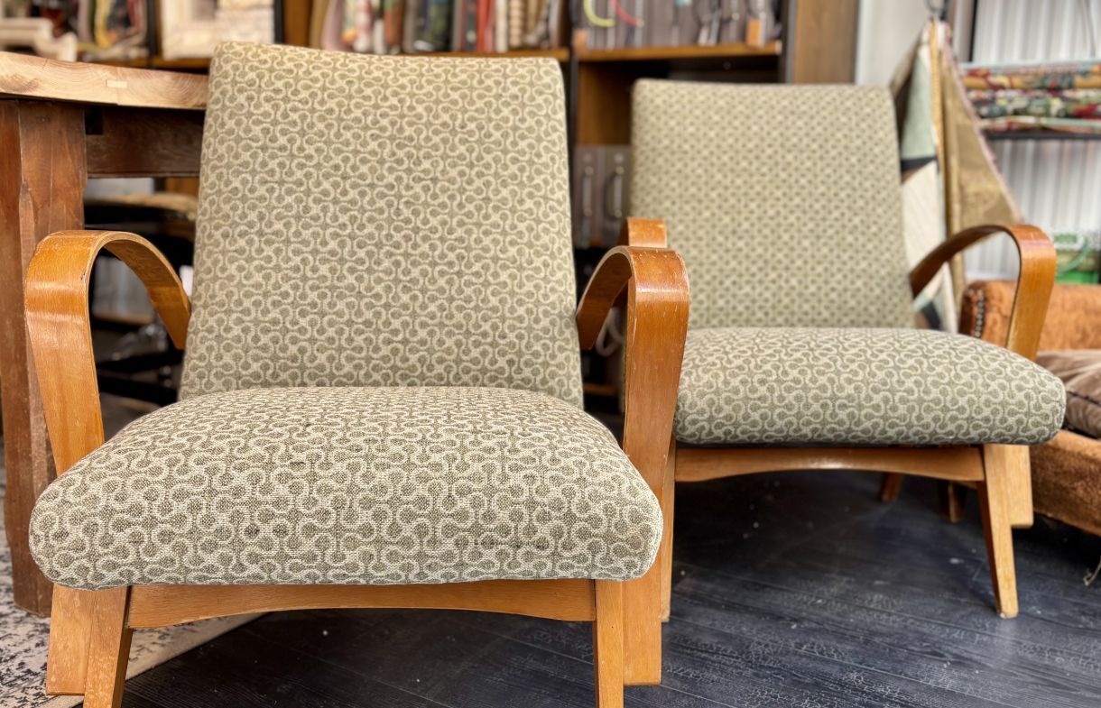 Fauteuils vintage rénovés - Atelier Anne Lavit, tapissier Lyon 